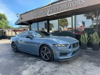 2025 Ford MUSTANG