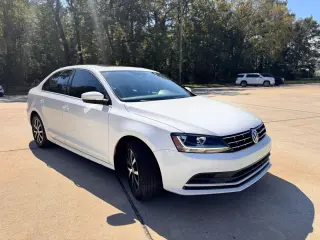 2018 Volkswagen JETTA