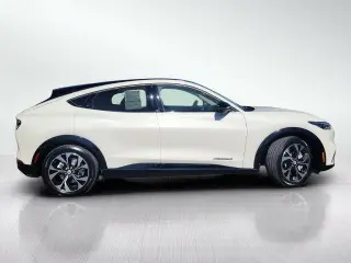 Ford Mustang Mach-E 2023 AWD Premium 4dr SUV