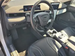 Ford Mustang Mach-E 2023 AWD Premium 4dr SUV