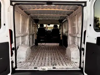 2017 RAM PROMASTER CARGO VAN