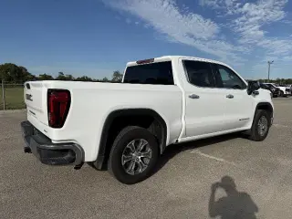 GMC Sierra 1500 2026 4x2 SLT 4dr Crew Cab 5.8 ft. SB