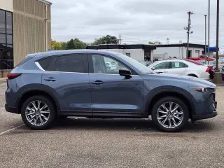 Mazda CX-5 del año 2025
