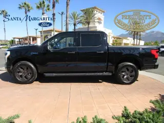 Ford F-150 Lightning 2024 AWD XLT 4dr SuperCrew 5.5 ft. SB