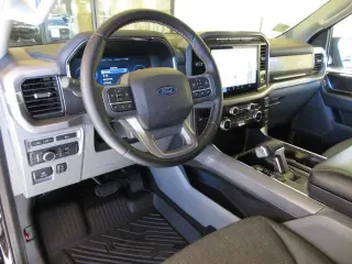 Ford F-150 Lightning 2024 AWD XLT 4dr SuperCrew 5.5 ft. SB