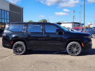 2023 Jeep Grand Wagoneer