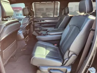 2023 Jeep Grand Wagoneer