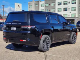 2023 Jeep Grand Wagoneer