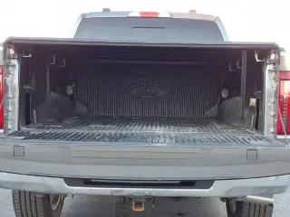 Ford F-150 2024 4x4 XLT 4dr SuperCrew 5.5 ft. SB