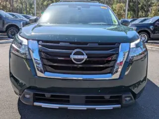 Nissan Pathfinder 2022 SL 4dr SUV