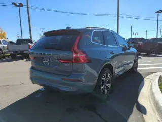 Volvo XC60 2022 AWD B5 Momentum 4dr SUV