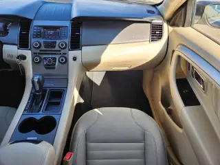 Ford Taurus 2016