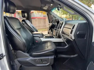 2018 Ford F250 SUPER DUTY CREW CAB