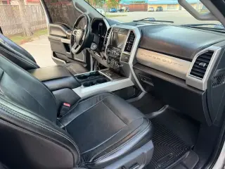 2018 Ford F250 SUPER DUTY CREW CAB