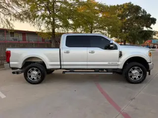 2018 Ford F250 SUPER DUTY CREW CAB