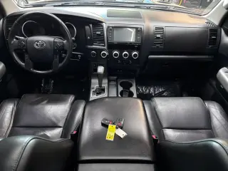 2020 TOYOTA SEQUOIA
