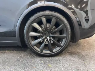 2017 TESLA MODEL X