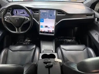 2017 TESLA MODEL X