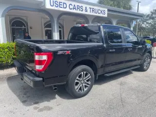 Ford F-150 2023 4x2 XL 4dr SuperCrew 6.5 ft. SB