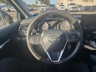 Toyota Camry 2024 LE 4dr Sedán