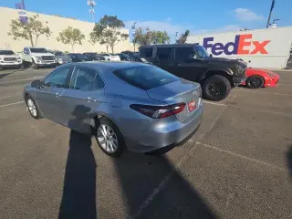 Toyota Camry 2024 LE 4dr Sedán