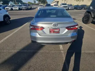 Toyota Camry 2024 LE 4dr Sedán
