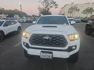 Toyota Tacoma 2023 4x4 TRD Sport 4dr Double Cab 5.0 ft SB 6A