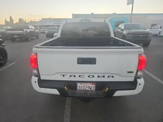 Toyota Tacoma 2023 4x4 TRD Sport 4dr Double Cab 5.0 ft SB 6A