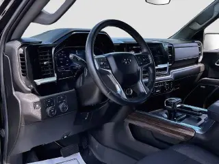 Chevrolet Silverado 1500 2025 4x4 RST 4dr Crew Cab con 5.8 ft. SB.
