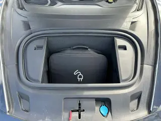 2022 PORSCHE TAYCAN