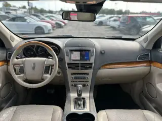 2012 LINCOLN MKT