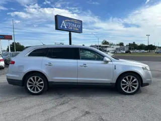 2012 LINCOLN MKT