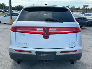 2012 LINCOLN MKT