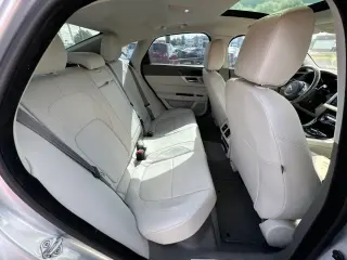 2017 JAGUAR XF