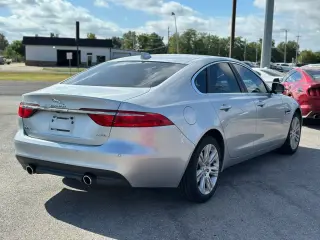 2017 JAGUAR XF