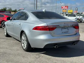 2017 JAGUAR XF