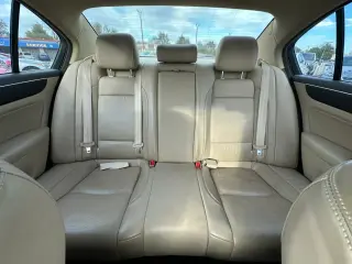 2012 HYUNDAI GENESIS