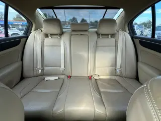 2012 HYUNDAI GENESIS