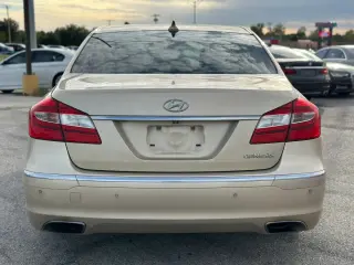 2012 HYUNDAI GENESIS