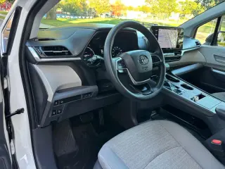 2021 Toyota SIENNA