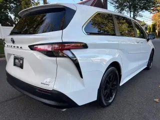 2021 Toyota SIENNA