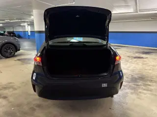 Toyota Corolla 2024 LE sedán 4 puertas