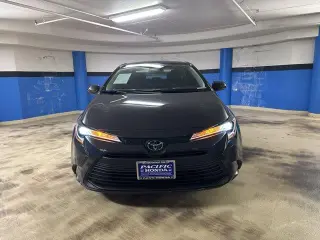 Toyota Corolla 2024 LE sedán 4 puertas