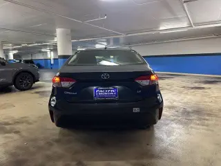 Toyota Corolla 2024 LE sedán 4 puertas