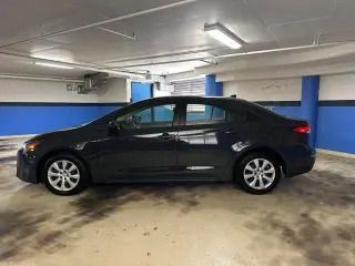 Toyota Corolla 2024 LE sedán 4 puertas