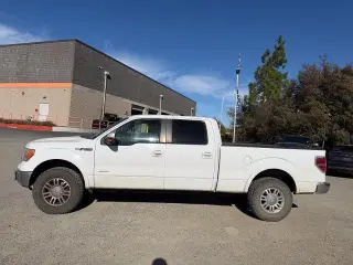 Ford F-150 2011 4x4 Lariat 4dr SuperCrew Styleside 5.5 ft. SB