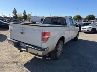 Ford F-150 2011 4x4 Lariat 4dr SuperCrew Styleside 5.5 ft. SB