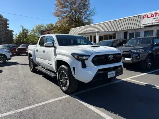 2024 Toyota TACOMA DOUBLE CAB
