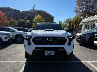 2024 Toyota TACOMA DOUBLE CAB