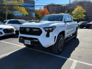 2024 Toyota TACOMA DOUBLE CAB